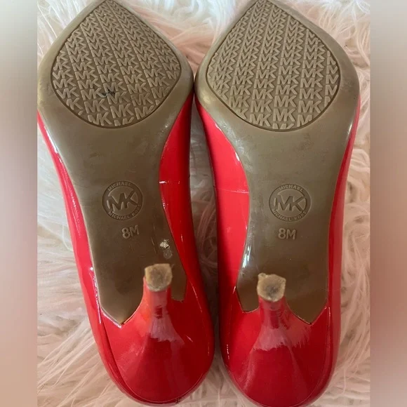 MICHAEL KORS Red Patent Leather Pointed-Toe Pumps 8 - Picture 9 of 10